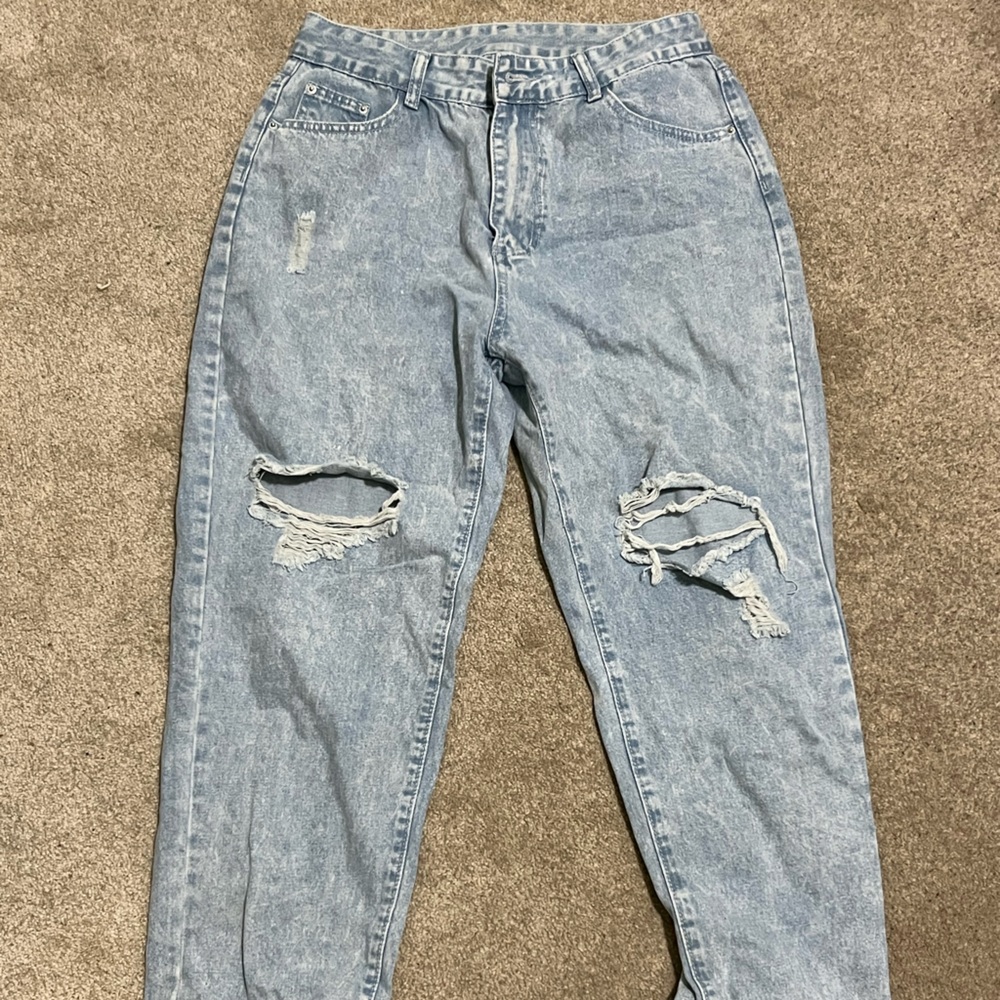 SHEIN Light Wash High Rise Distressed Jeans